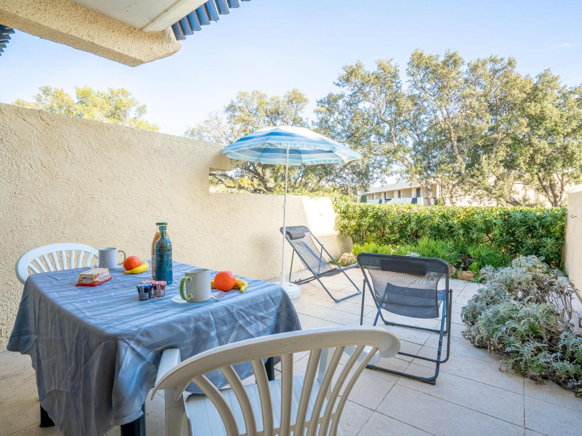 Studio Les Louvans-3 By Interhome Saint Aygulf Bagian luar foto