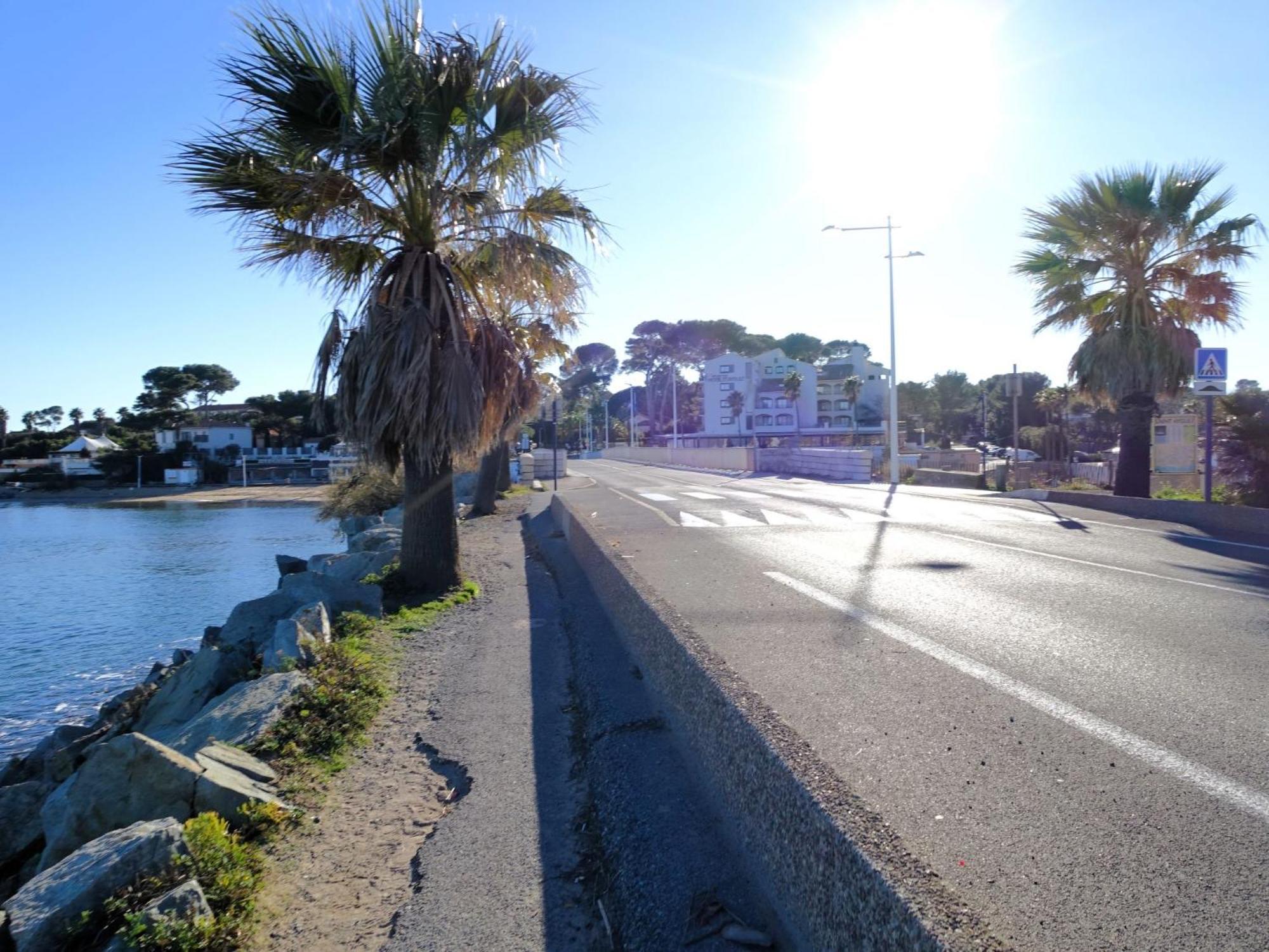 Studio Les Louvans-3 By Interhome Saint Aygulf Bagian luar foto